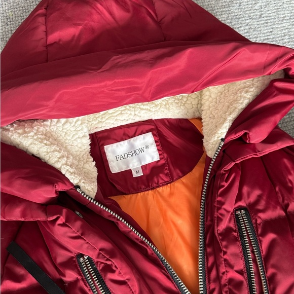 Fadshow "the Amazon Coat" Red Puffer Coat Jacket M Hooded - Picture 6 of 9